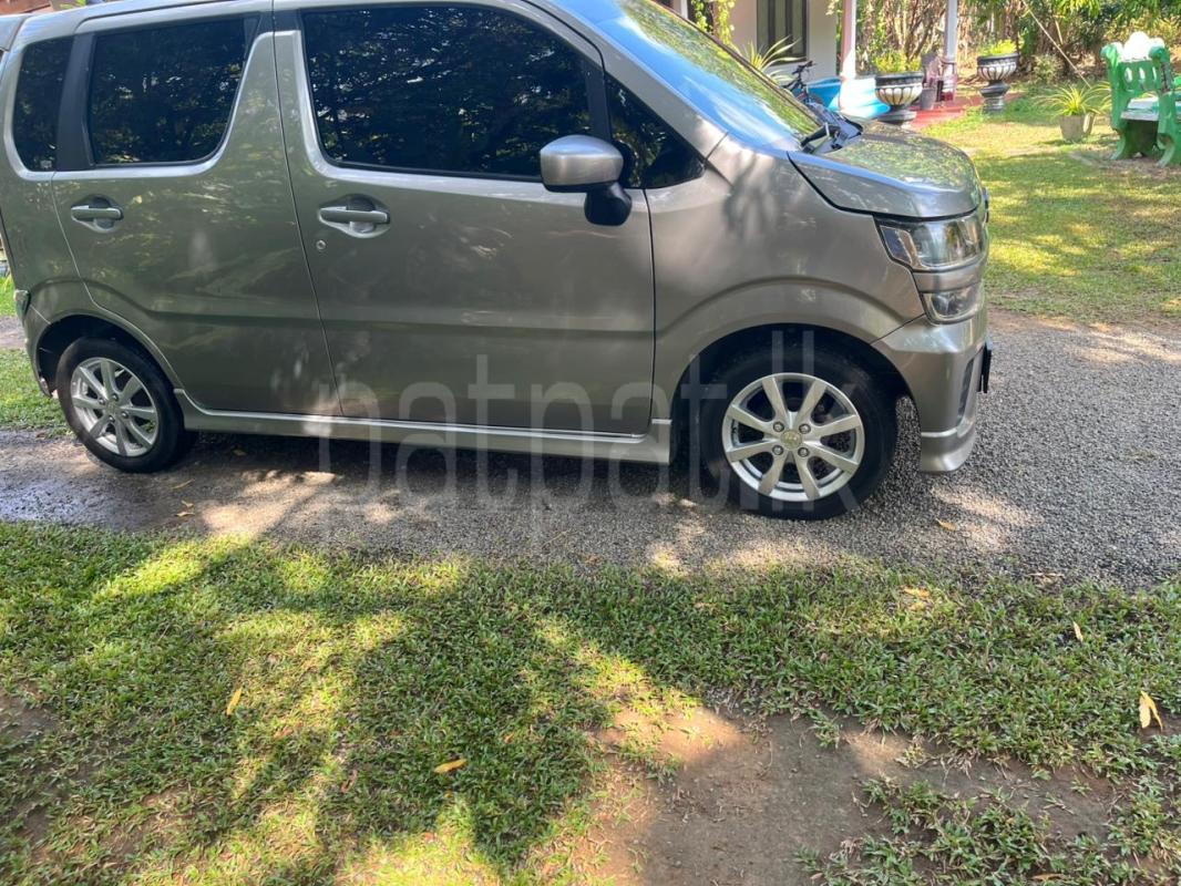Suzuki Wagon R 2018 - பயன்படுத்தப்பட்டது கார் sale in Sri Lanka - patpat.lk