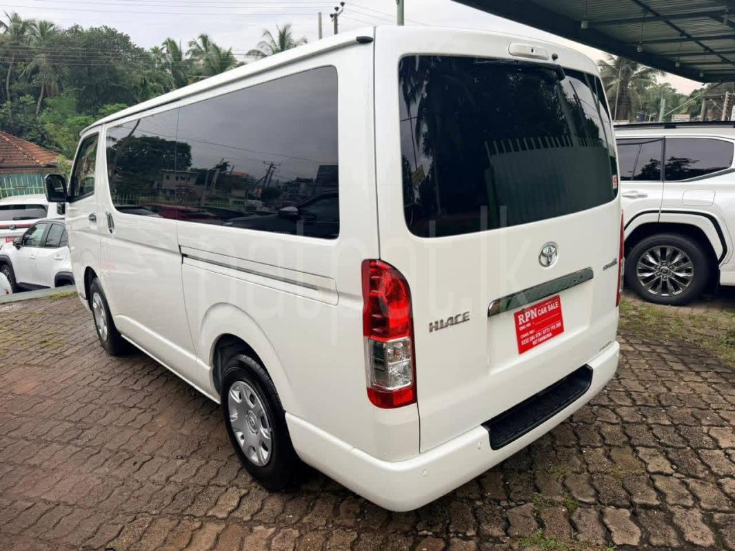 Toyota Hiace 2025 - අලුත් වෑන් රථය sale in Sri Lanka - patpat.lk