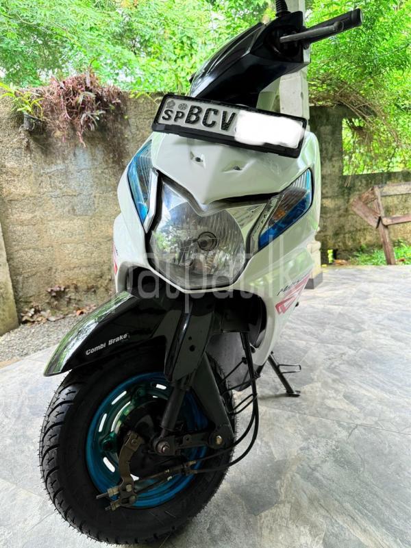 Advertisement image 1