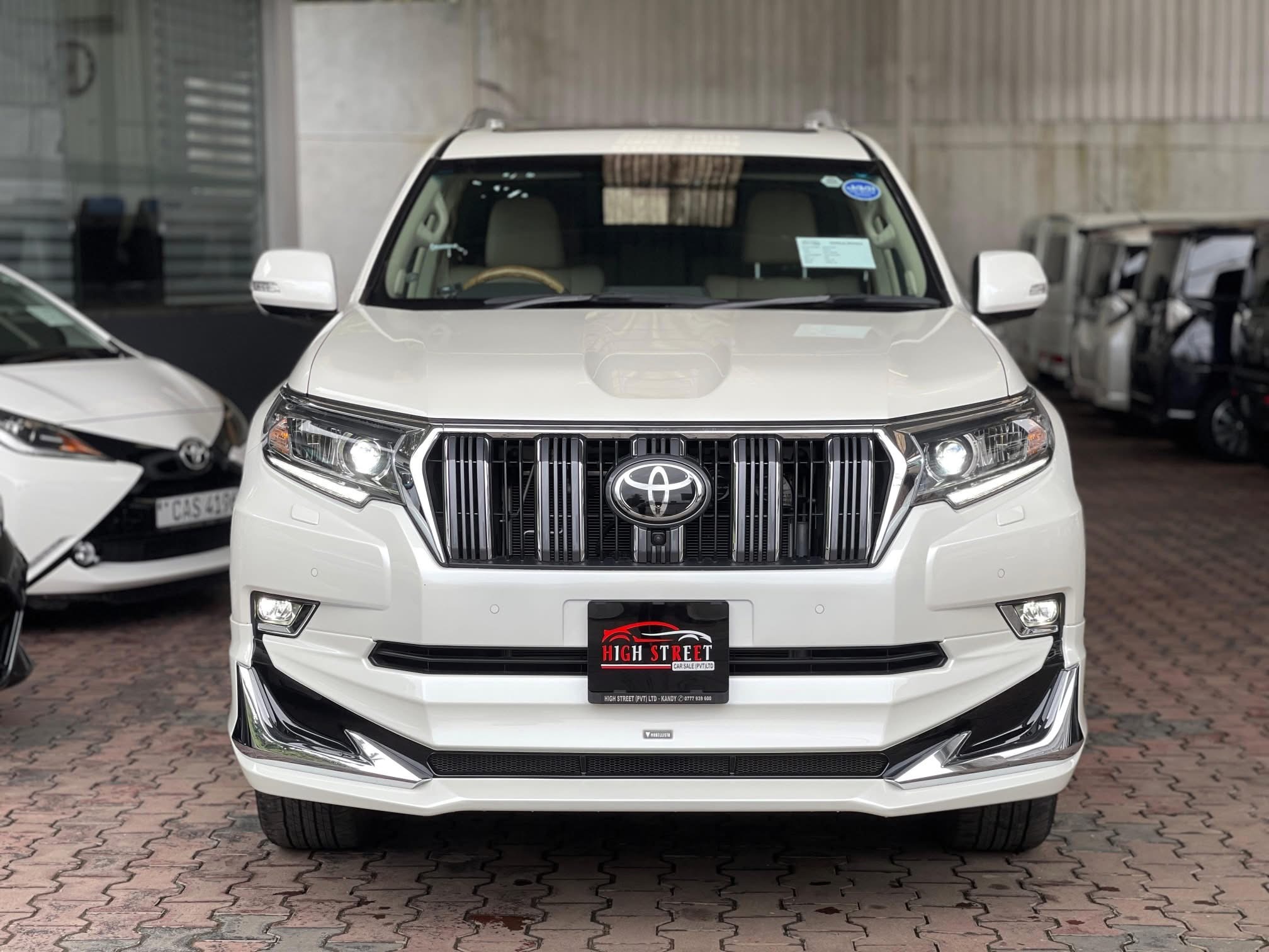 Toyota Land Cruiser Prado 2022 ads-image-1