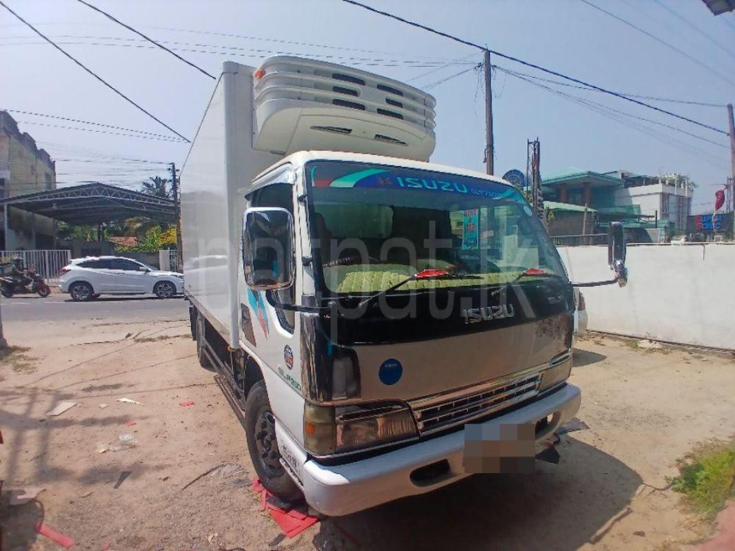 Advertisement image 6