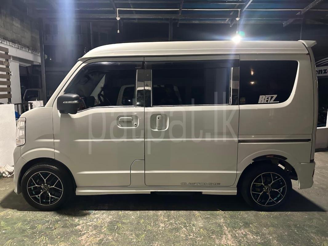 Advertisement image 3