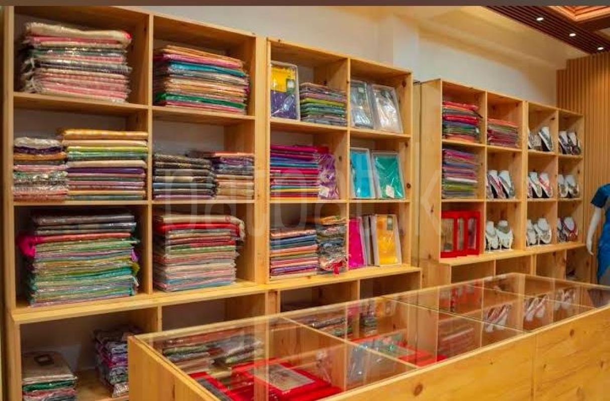 Building for Rent in Wellawatta (Colombo 06)