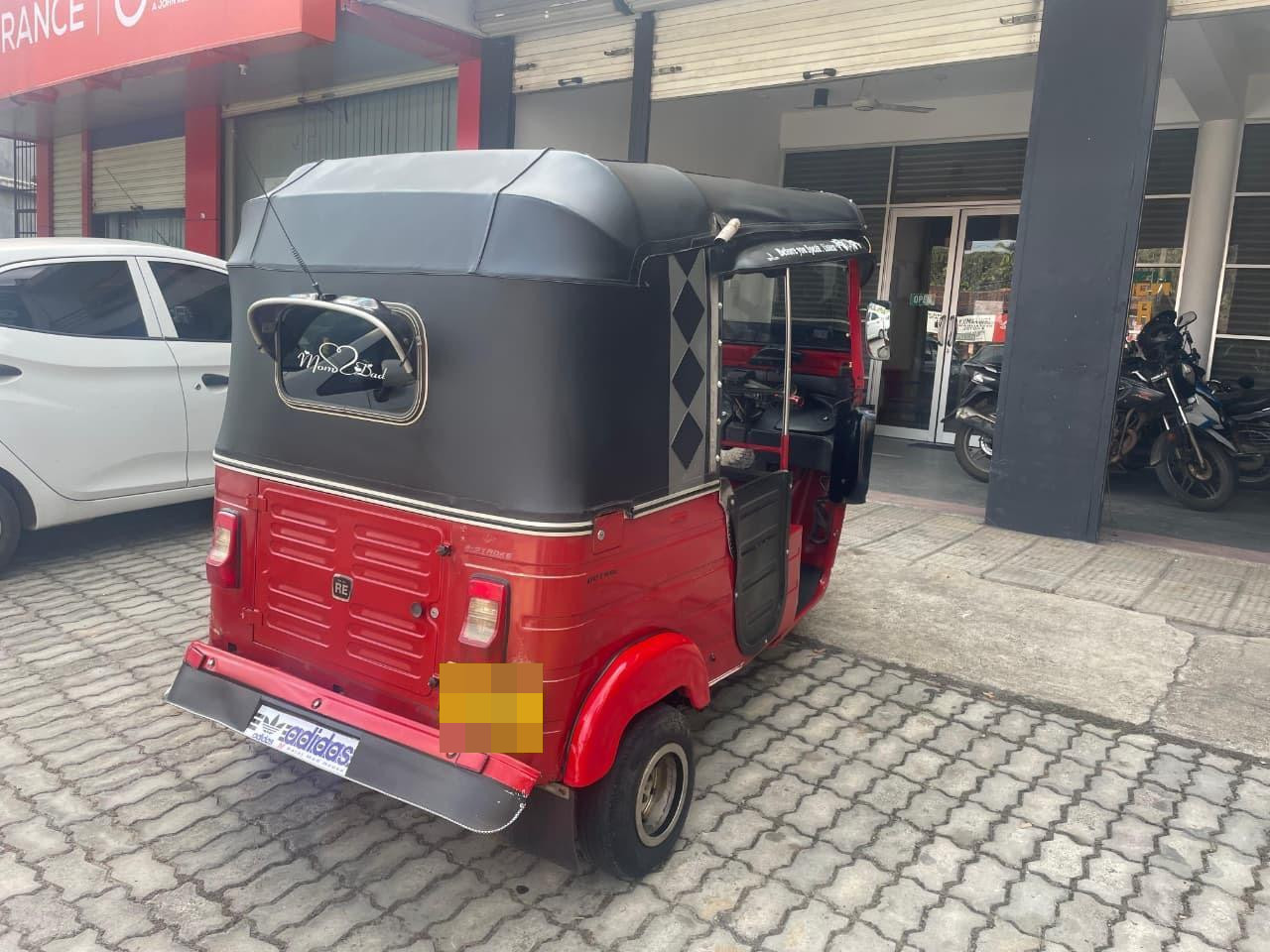 Bajaj Three Wheel 2015 - Used Three wheeler sale in Sri Lanka - patpat.lk