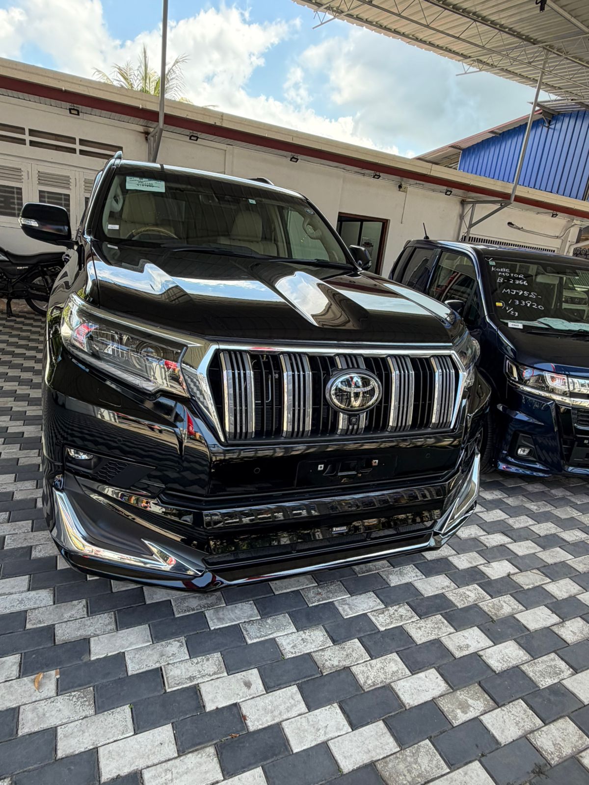 Toyota Land Cruiser 2023 - Brand New SUV sale in Sri Lanka - patpat.lk