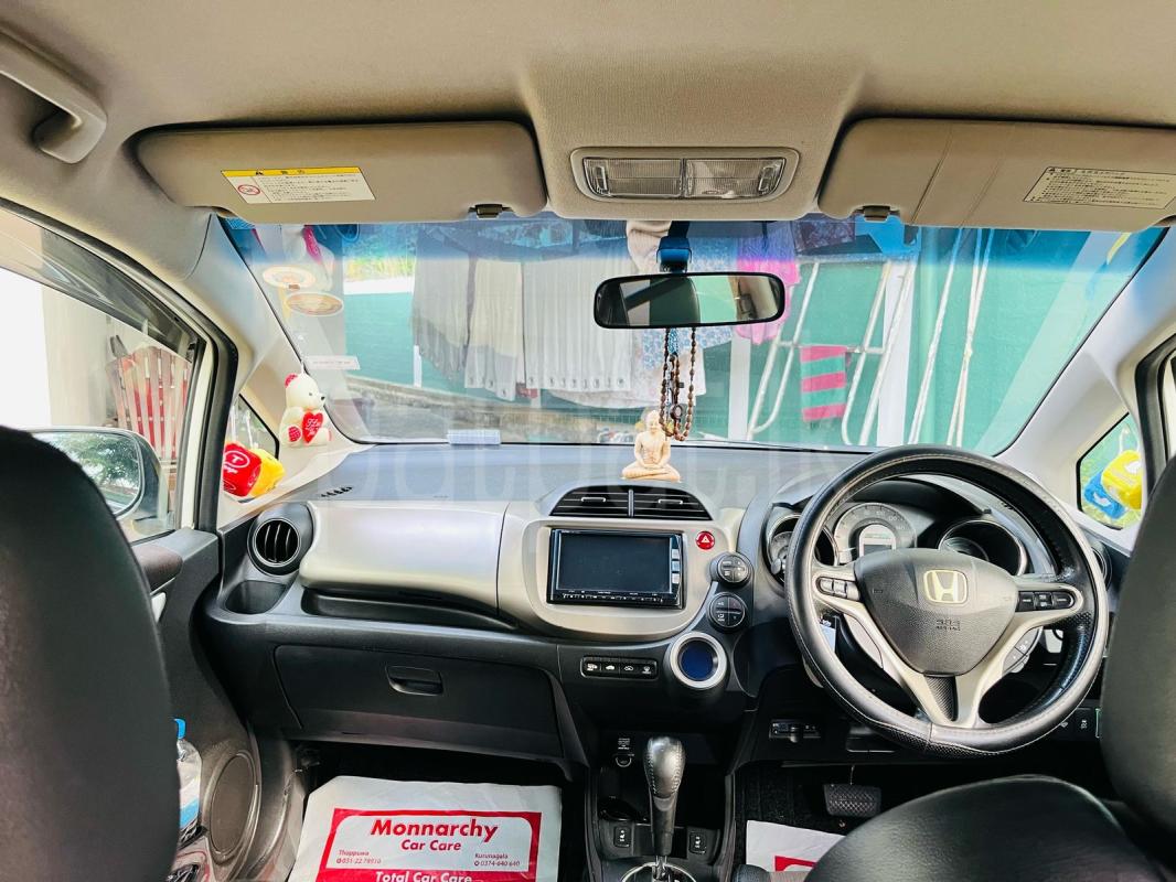 Advertisement image 3