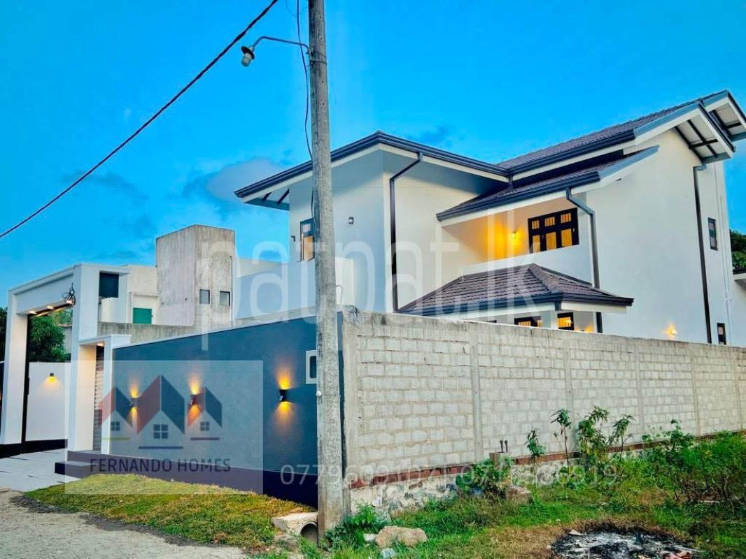 Advertisement image 1