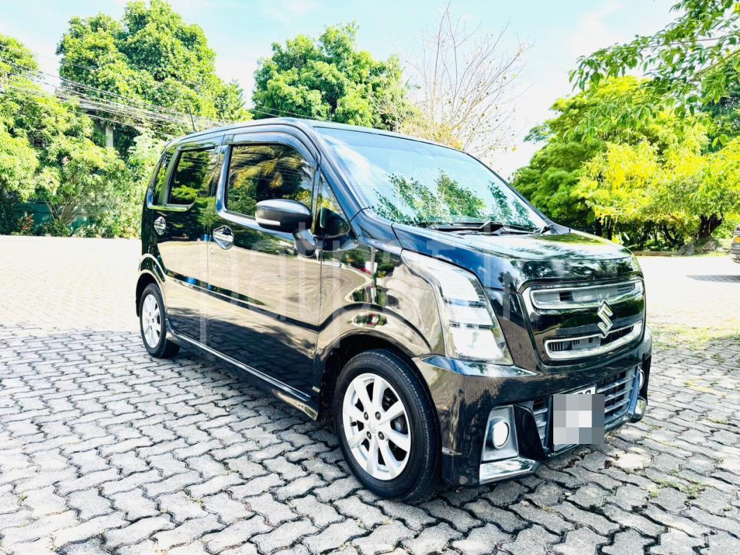 Suzuki Wagon R 2014 - பயன்படுத்தப்பட்டது கார் sale in Sri Lanka - patpat.lk