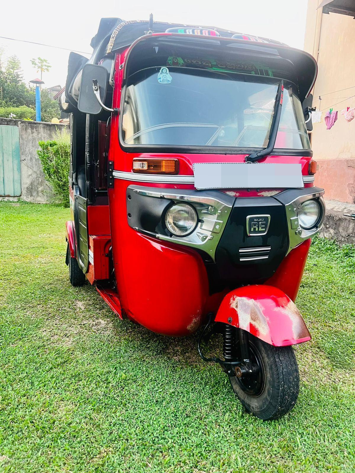 Bajaj Three Wheel 2016 - Used Three wheeler sale in Sri Lanka - patpat.lk