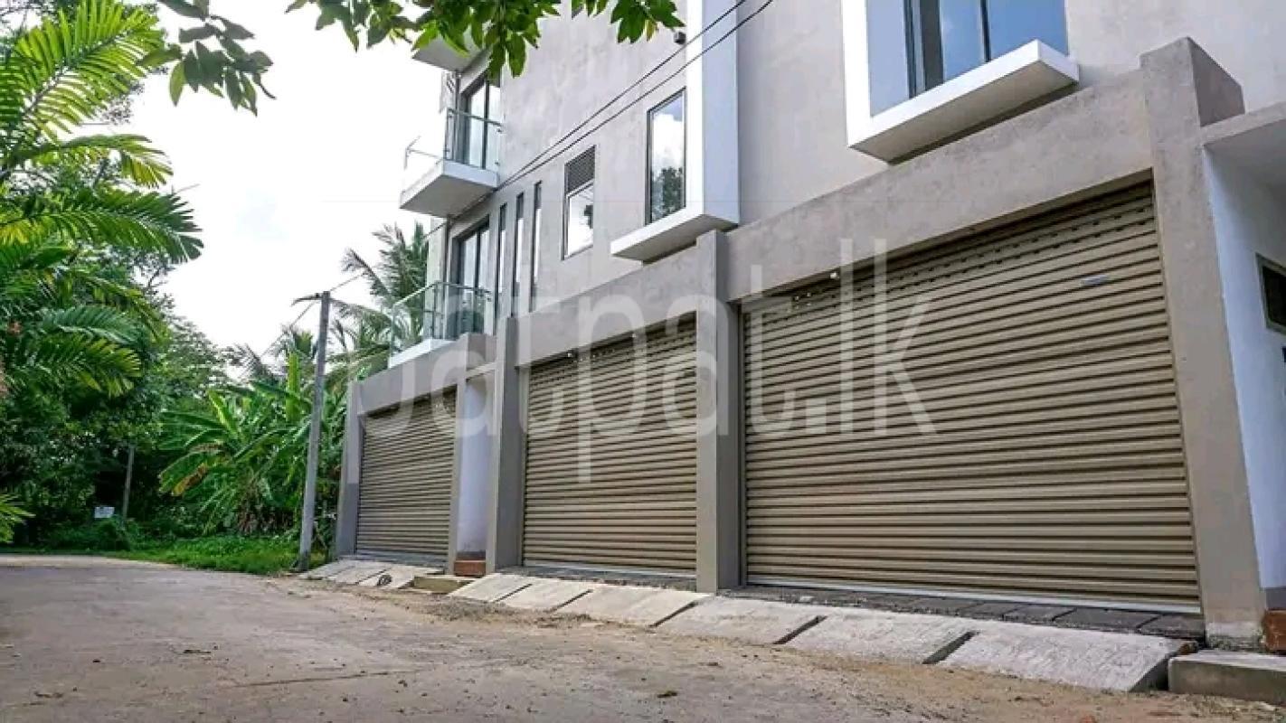 Advertisement image 3