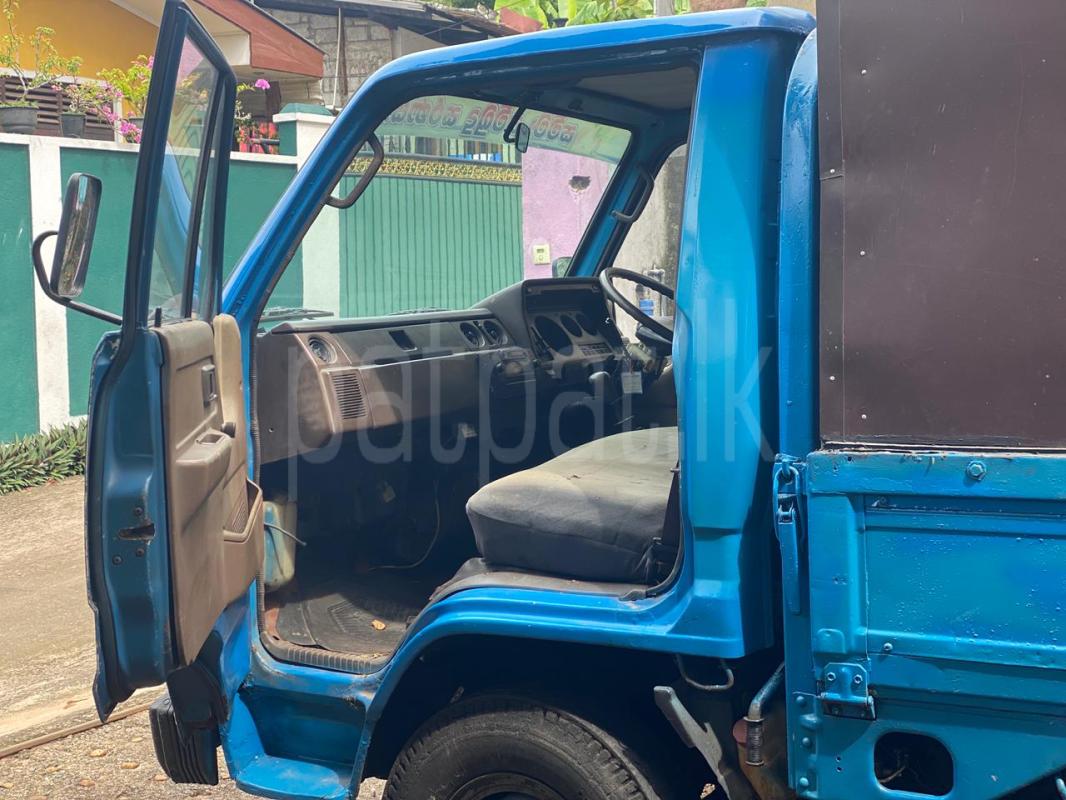 Advertisement image 6