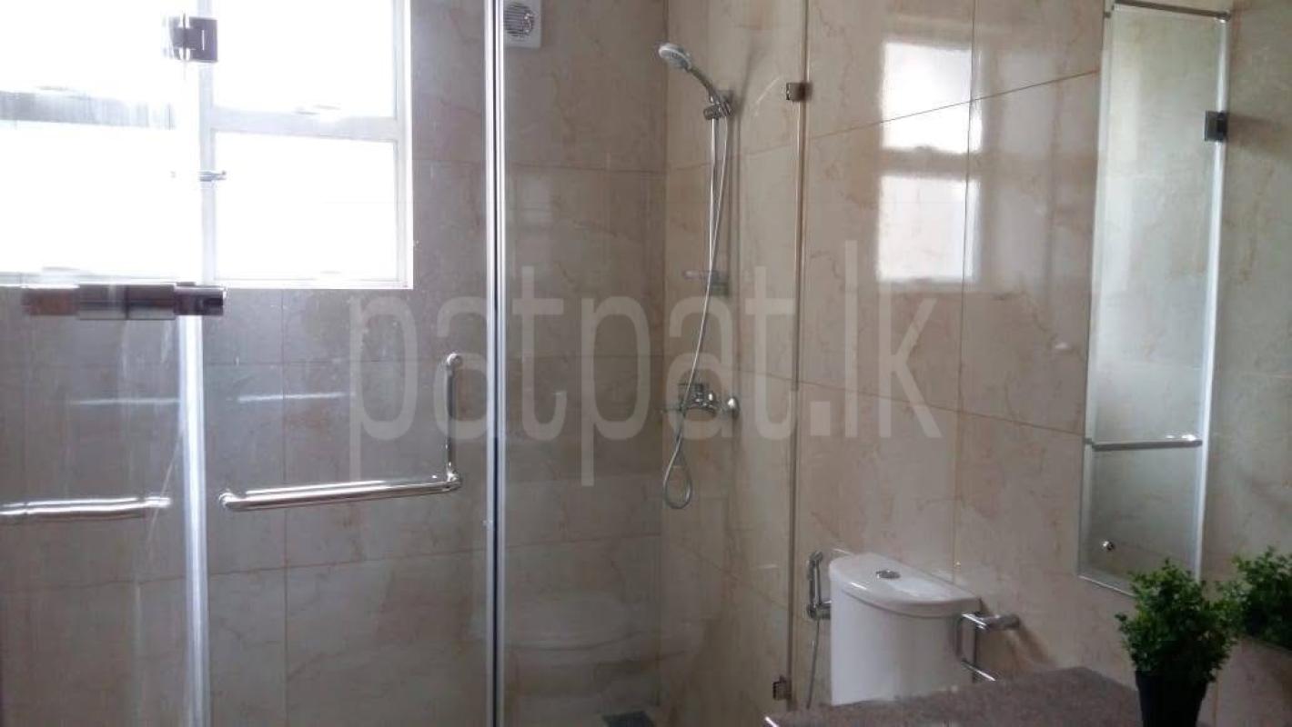 Luxury Apartment for Sale in Kollupitiya (Colombo 03)