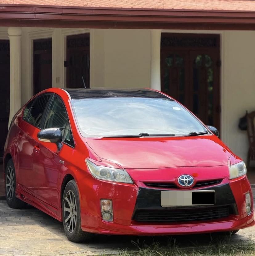 Toyota Prius 2011 ads-image-1