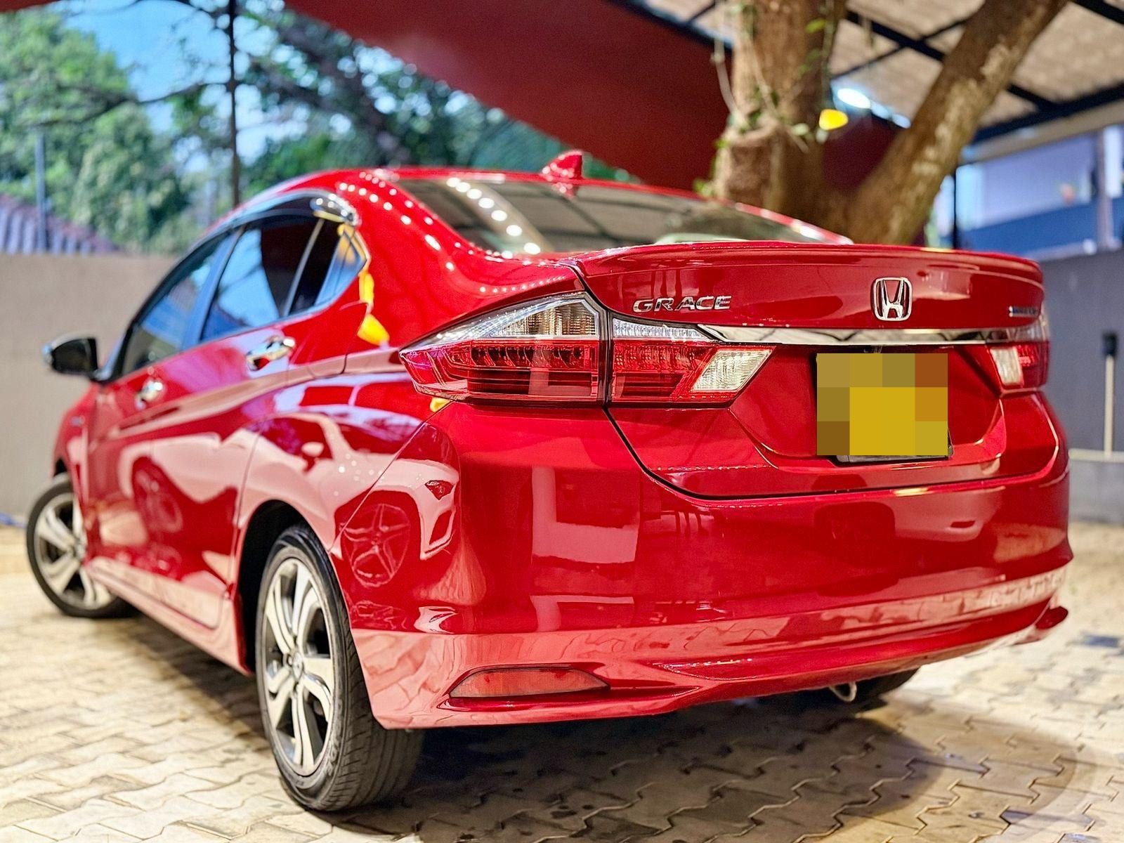 Honda Grace 2017 - பயன்படுத்தப்பட்டது கார் sale in Sri Lanka - patpat.lk