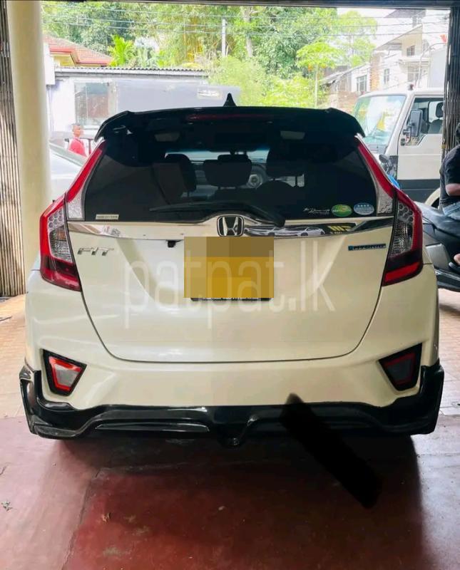 Advertisement image 3