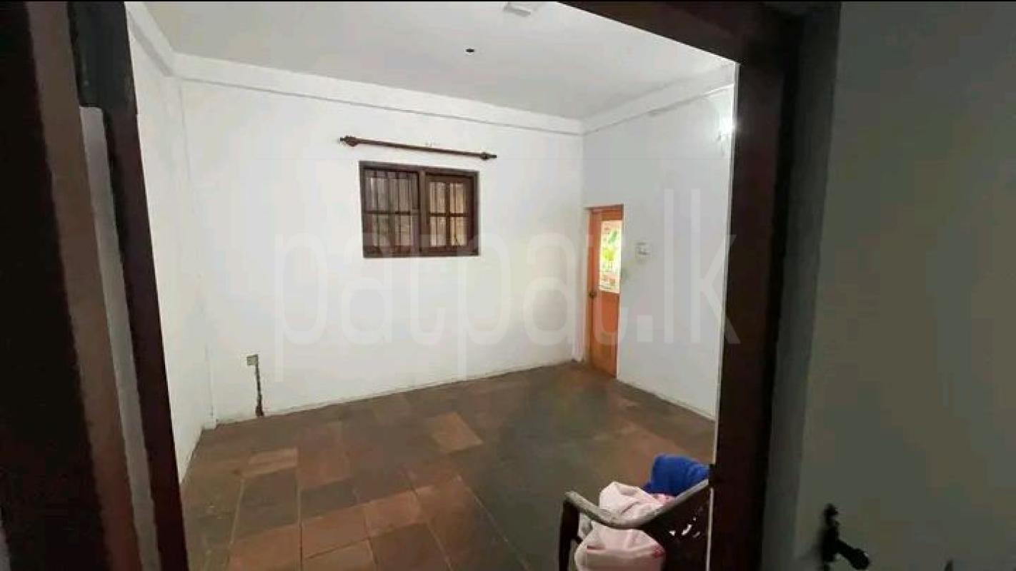 House for Sale in Wattala