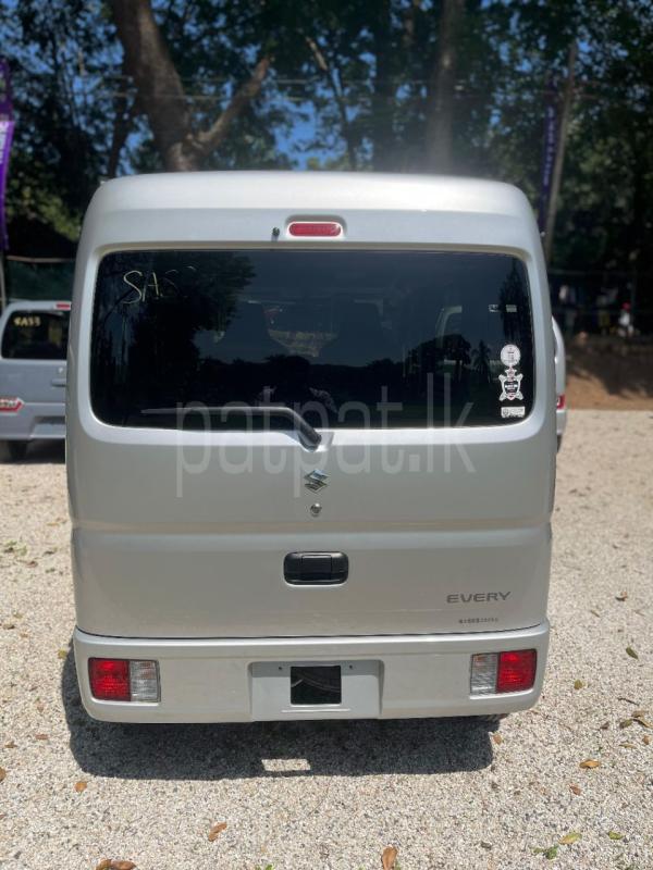 Advertisement image 5