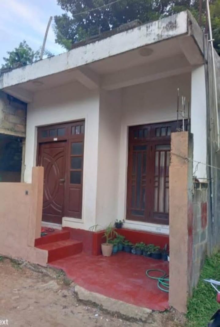 House for Sale in Gampola ads-image-1