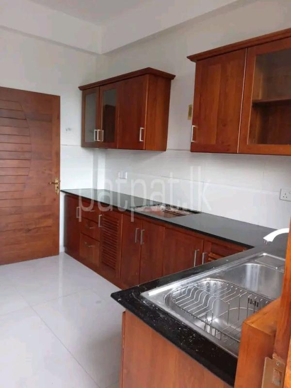 House for Sale in Wellawatta (Colombo 06)