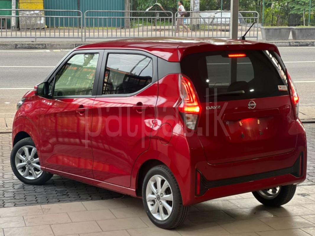 Advertisement image 6