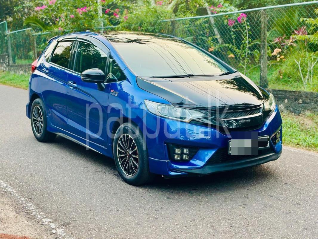 Advertisement image 3