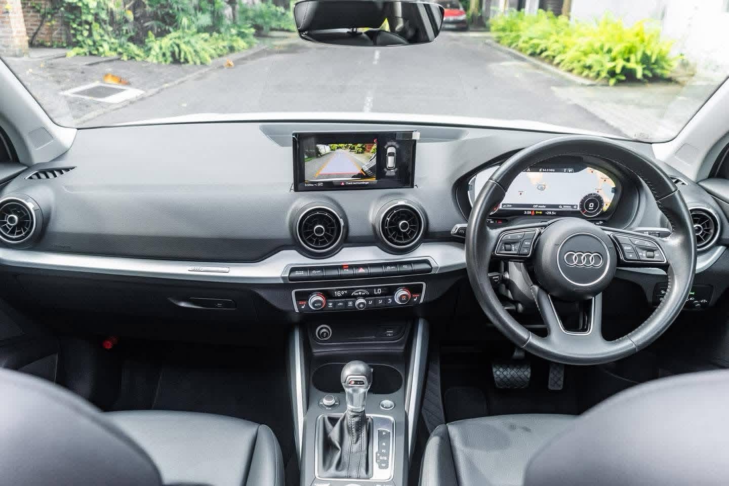 Audi Q3 2018 - பயன்படுத்தப்பட்டது SUV sale in Sri Lanka - patpat.lk