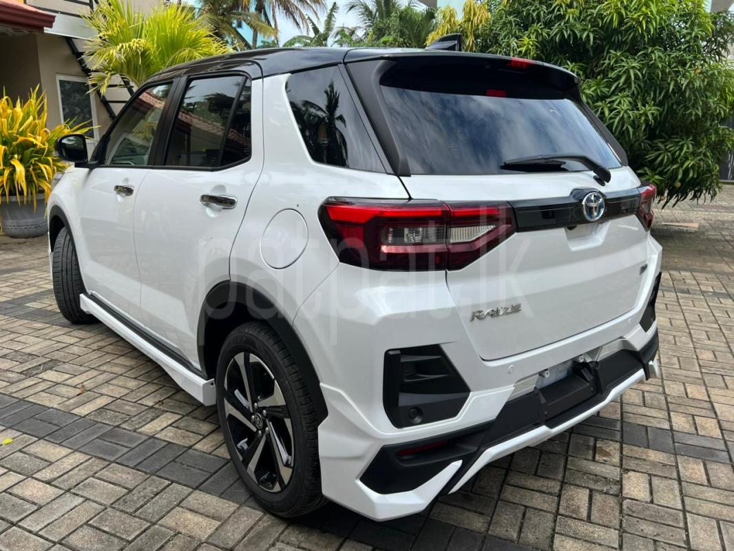 Advertisement image 4