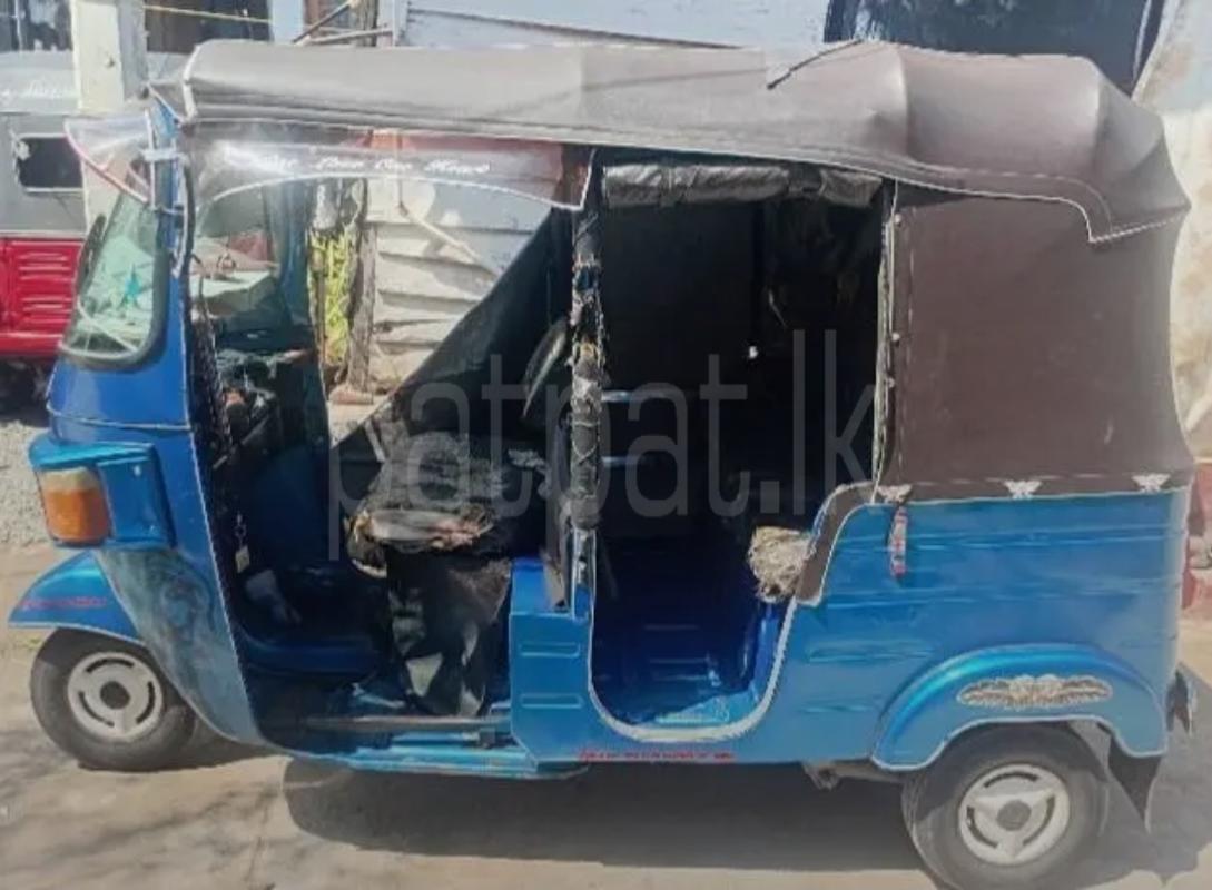 Bajaj Three Wheel 2010 - பயன்படுத்தப்பட்டது முச்சக்கர வண்டி sale in Sri Lanka - patpat.lk