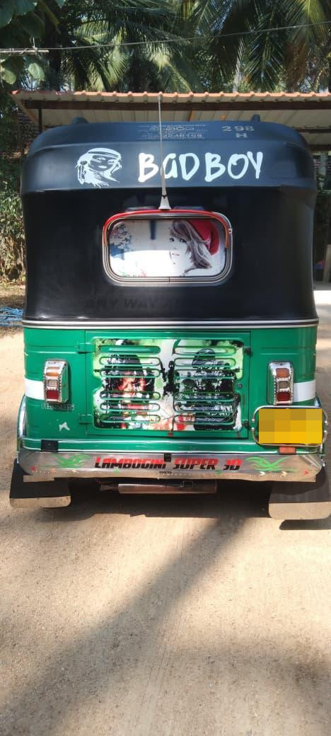 Bajaj Three Wheel 2011 - Used Three wheeler sale in Sri Lanka - patpat.lk