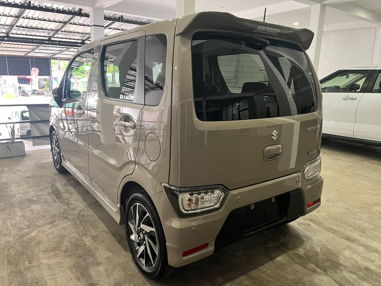 Suzuki Wagon R 2026 - சான்றளிக்கப்பட்டது கார் sale in Sri Lanka - patpat.lk