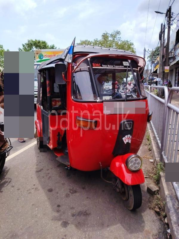 Bajaj 2 stroke 2003 - භාවිතා කරන ලද ත්‍රිරෝද රථය sale in Sri Lanka - patpat.lk