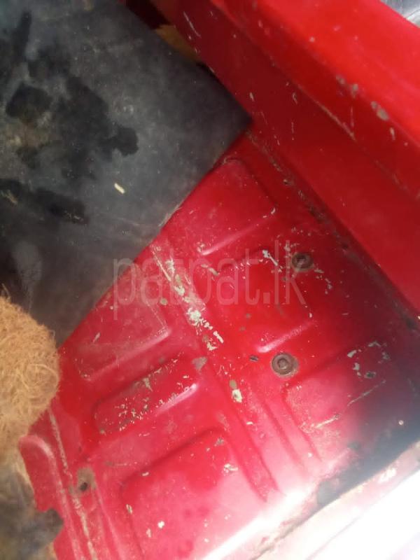 Bajaj Three Wheel 2000 - பயன்படுத்தப்பட்டது முச்சக்கர வண்டி sale in Sri Lanka - patpat.lk
