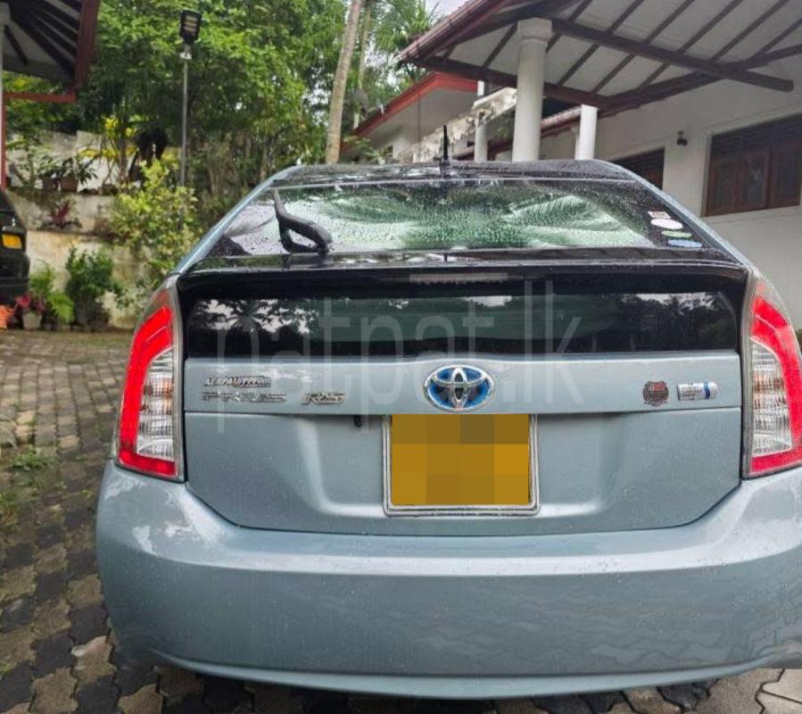 Toyota Prius 2013 - Used Car sale in Sri Lanka - patpat.lk