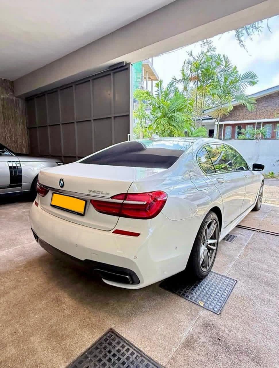 BMW 740Le 2016 - Used Car sale in Sri Lanka - patpat.lk
