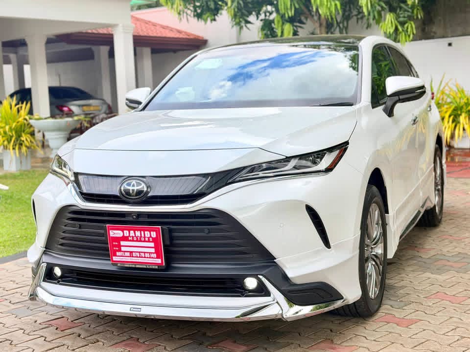 Toyota Harrier 2023 - අලුත් SUV රථය sale in Sri Lanka - patpat.lk