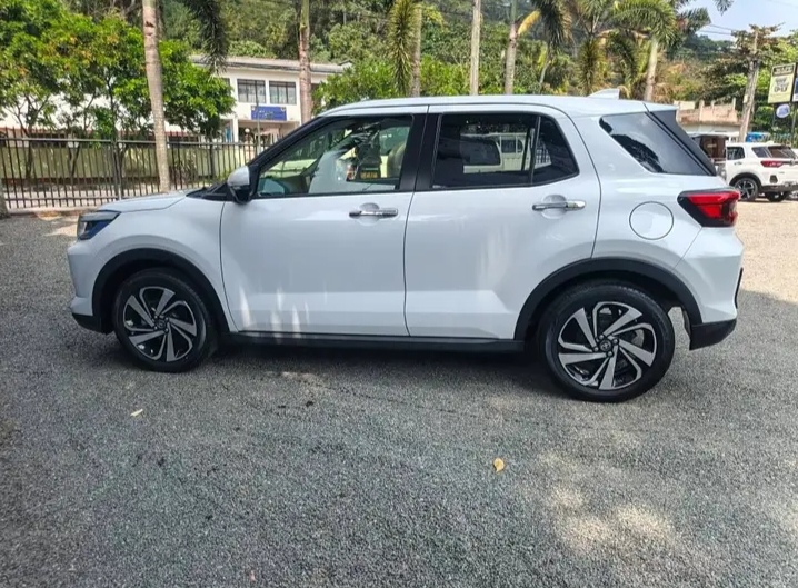 Advertisement image 3