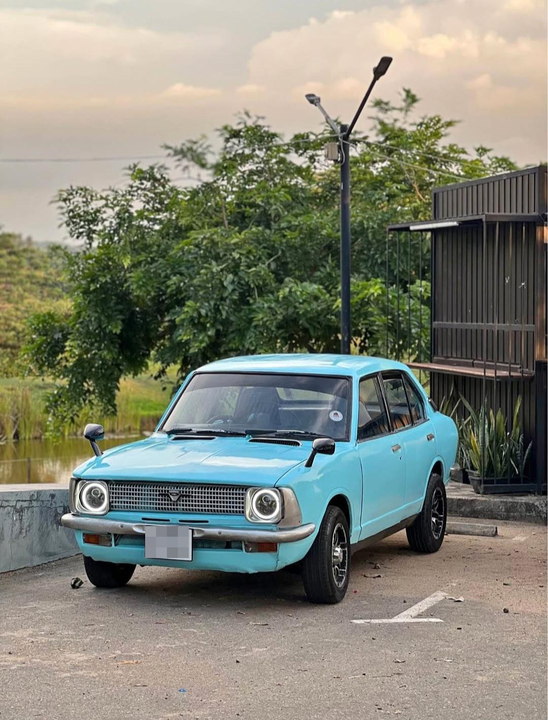 Toyota Corolla 1971 - பயன்படுத்தப்பட்டது கார் sale in Sri Lanka - patpat.lk