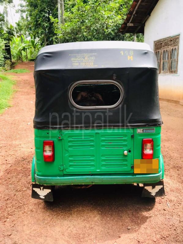 Bajaj Three Wheel 2004 - பயன்படுத்தப்பட்டது முச்சக்கர வண்டி sale in Sri Lanka - patpat.lk