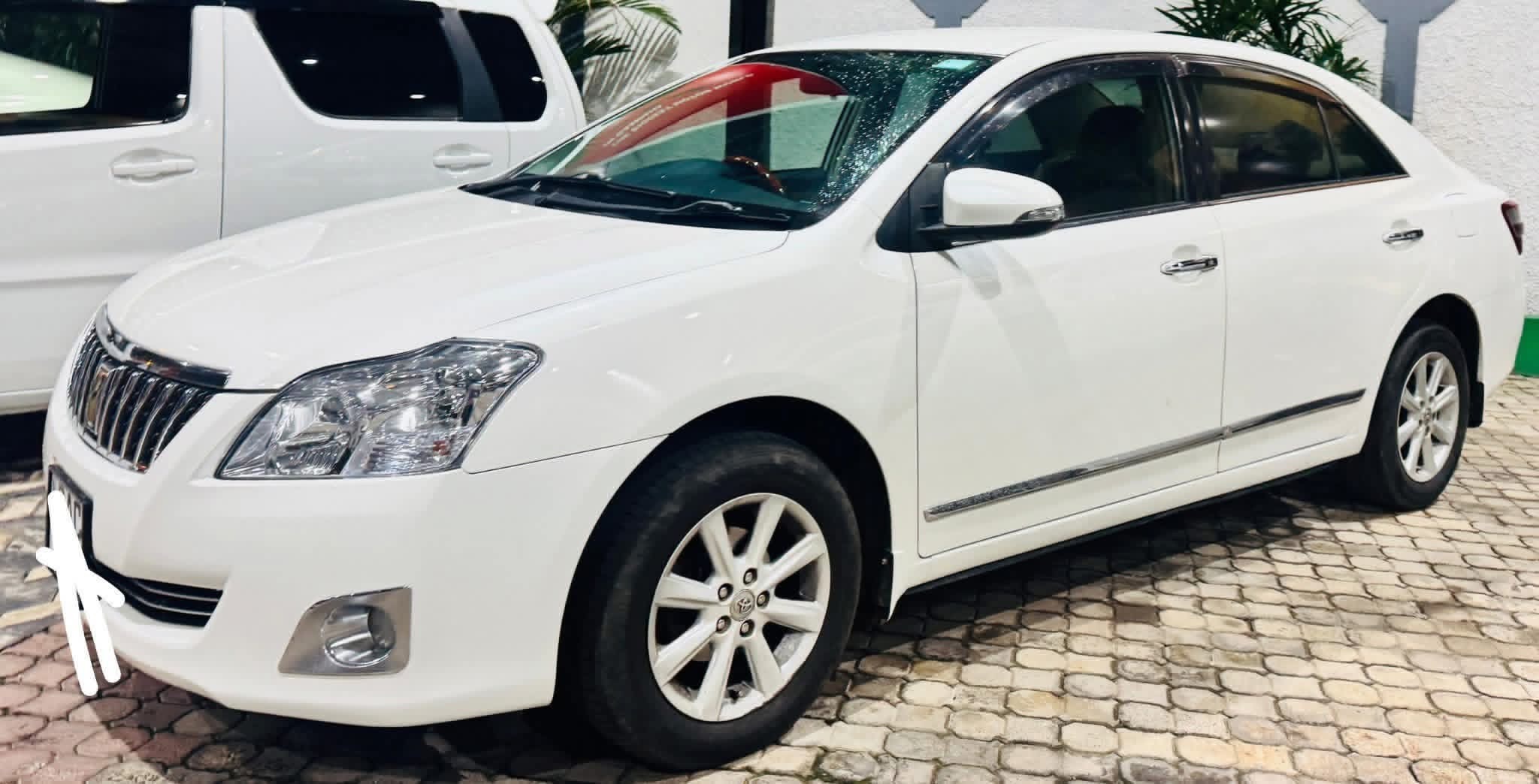 Toyota Premio 2014 - பயன்படுத்தப்பட்டது கார் sale in Sri Lanka - patpat.lk