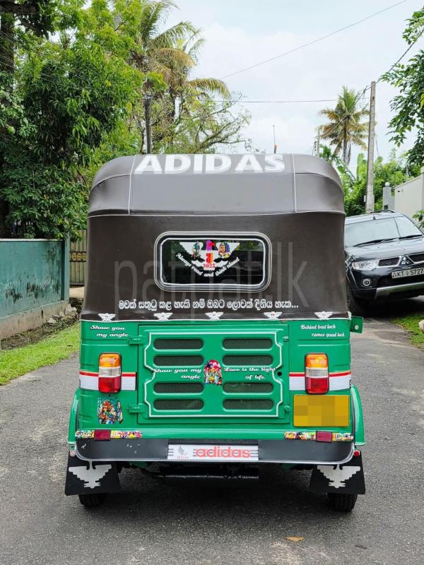 Bajaj Three Wheel 2011 - භාවිතා කරන ලද ත්‍රිරෝද රථය sale in Sri Lanka - patpat.lk