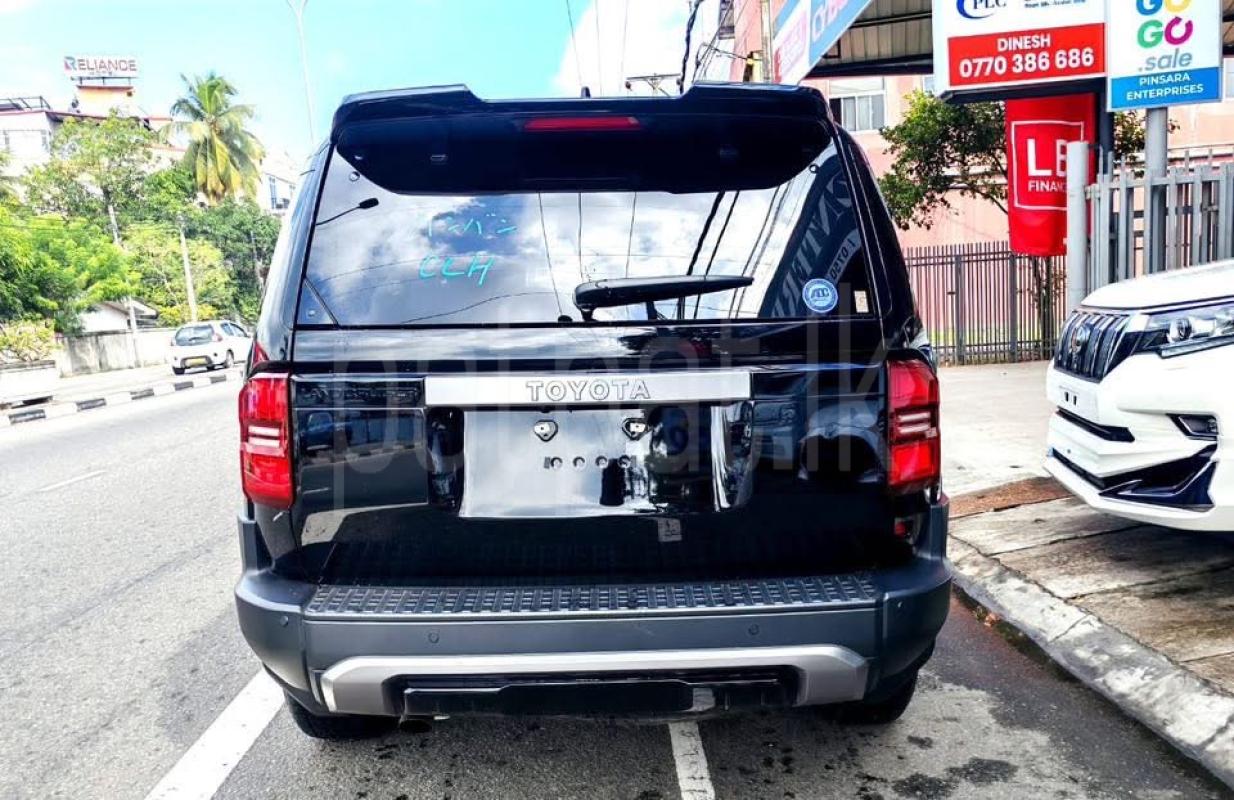 Advertisement image 6