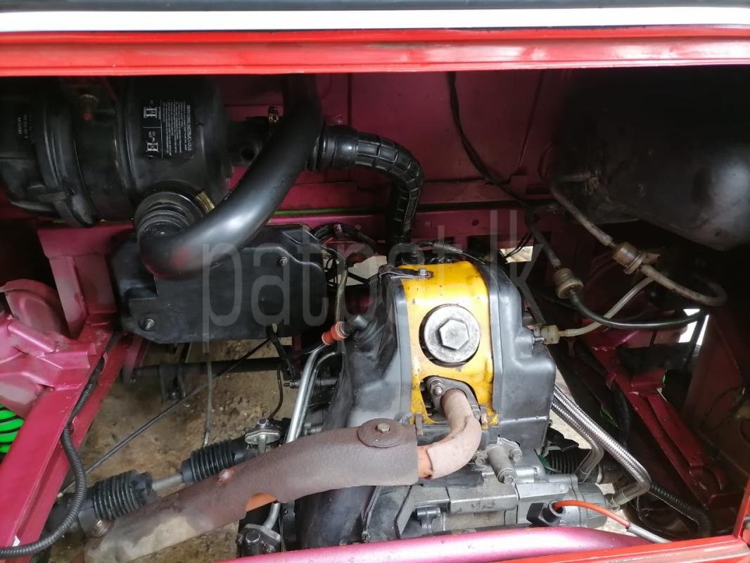 Bajaj 4 stroke 2011 - பயன்படுத்தப்பட்டது முச்சக்கர வண்டி sale in Sri Lanka - patpat.lk