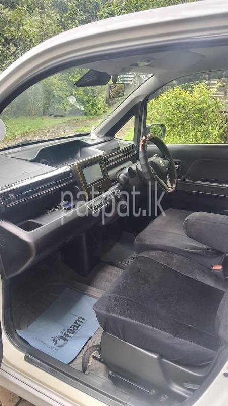 Advertisement image 4