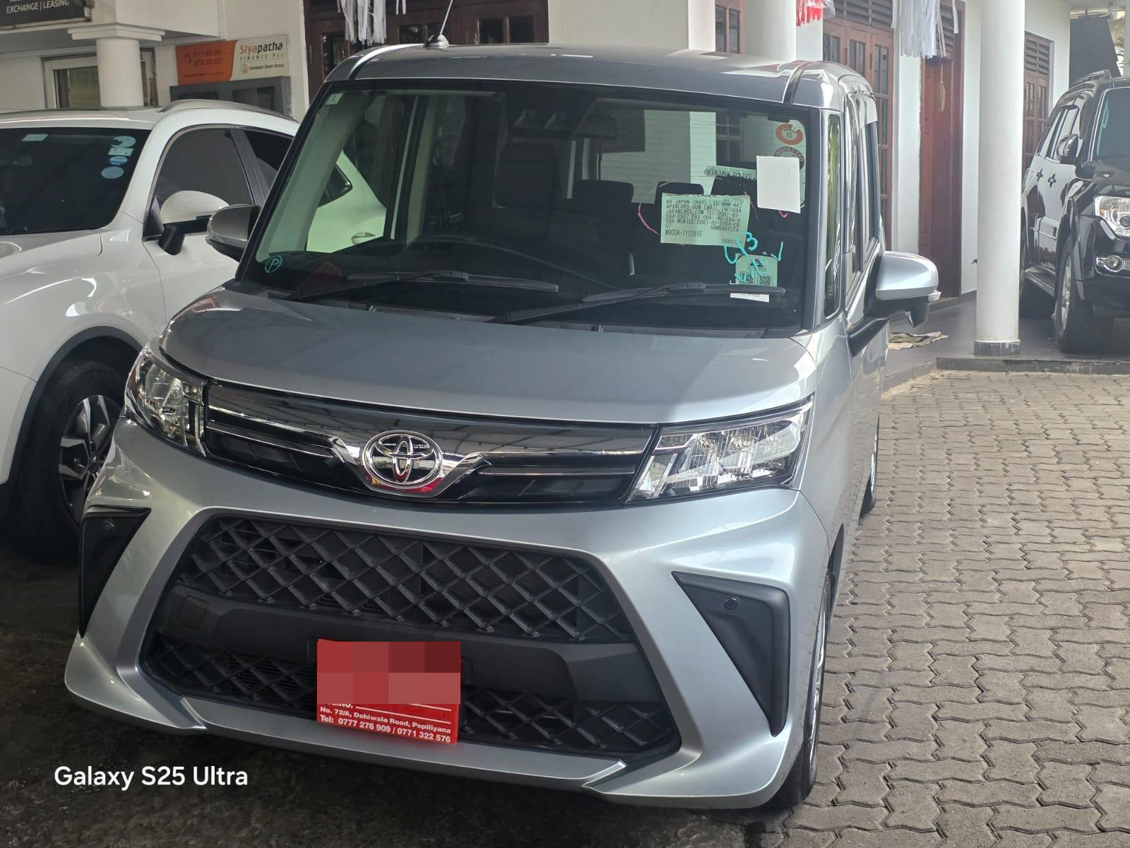 Toyota Roomy 2023 - பயன்படுத்தப்பட்டது வேன் sale in Sri Lanka - patpat.lk
