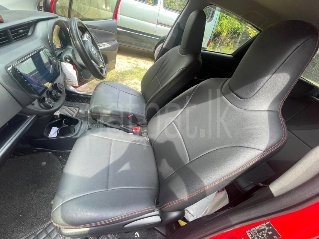 Toyota Vitz 2015 - பயன்படுத்தப்பட்டது கார் sale in Sri Lanka - patpat.lk
