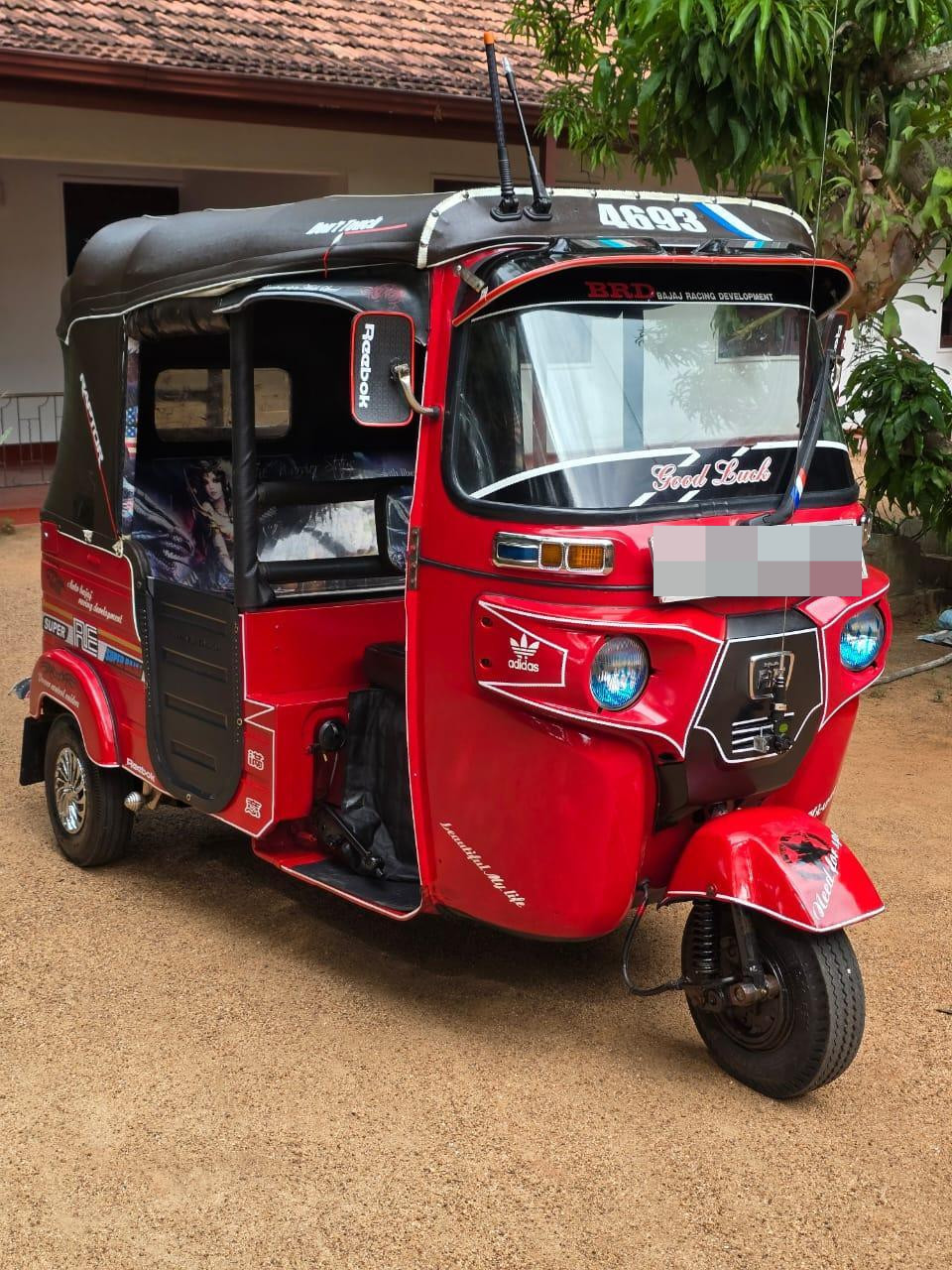 Bajaj Three Wheel 2015 - Used Three wheeler sale in Sri Lanka - patpat.lk