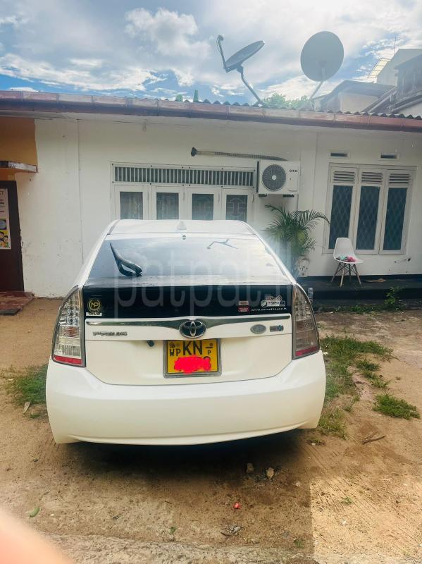 Toyota Prius 2009 - பயன்படுத்தப்பட்டது கார் sale in Sri Lanka - patpat.lk