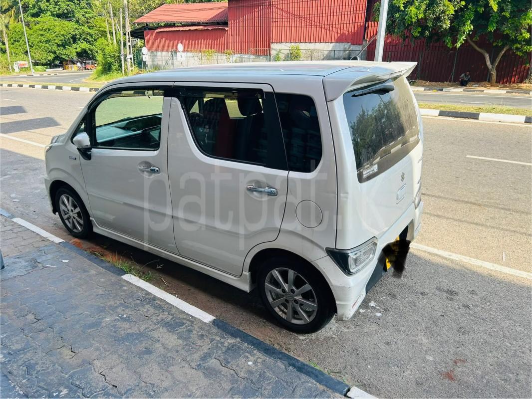 Suzuki Wagon R 2017 - பயன்படுத்தப்பட்டது கார் sale in Sri Lanka - patpat.lk