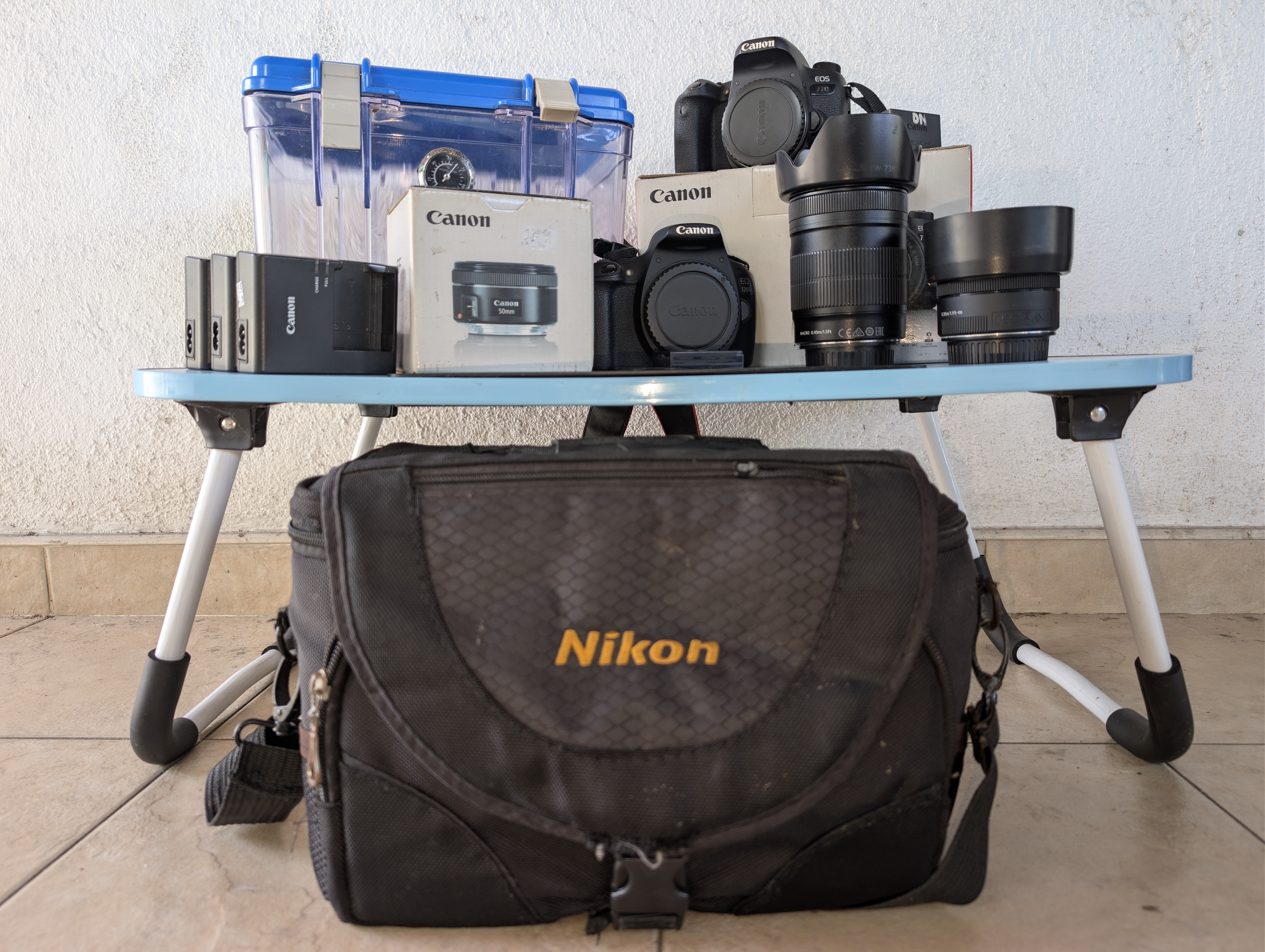 Canon EOS 77D 1200D with Accessories