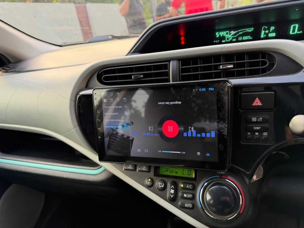 Toyota Aqua 2012 - Used Car sale in Sri Lanka - patpat.lk